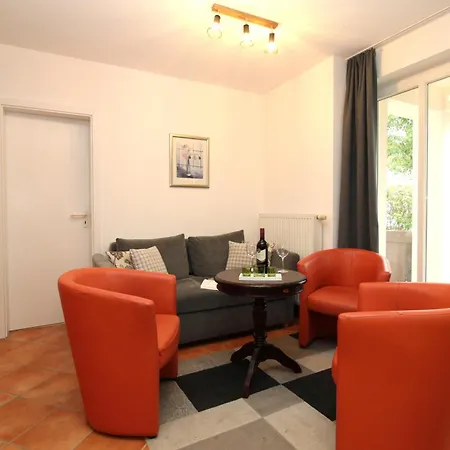 아파트 Residenz Stoertebeker 4 *