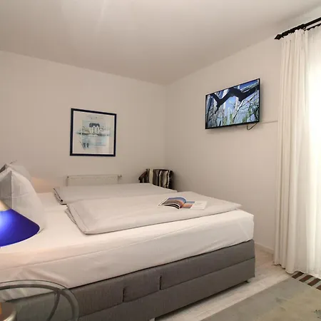 Residenz Stoertebeker 4 *